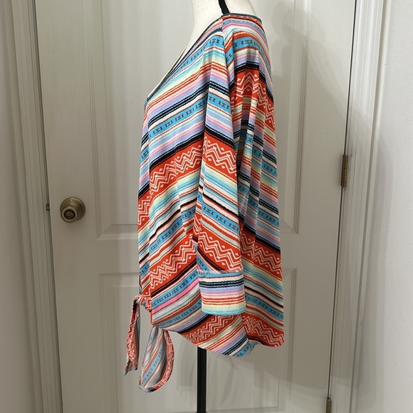 Studio Woman Multi color V Neck Tie Front Blouse Sz 2x - Picture 3 of 11